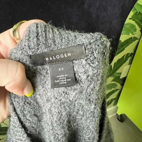 Halogen Gray Tunic Crewneck Sweater Size XS - Picture 5 of 5